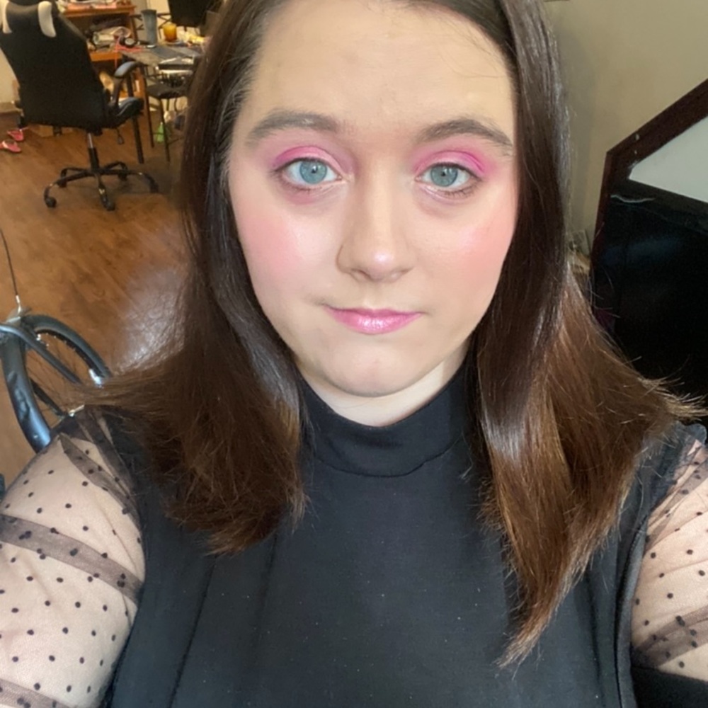 Meet your Posher, Emma